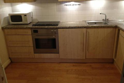 1 bedroom ground floor flat to rent, Oxford Road, Manchester M1