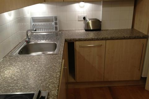 1 bedroom ground floor flat to rent, Oxford Road, Manchester M1