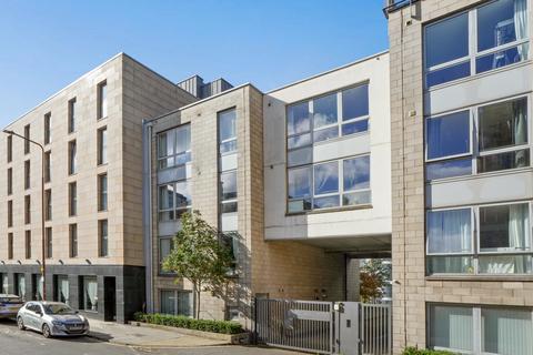 undefined, 43/1 Gardner's Crescent, Edinburgh EH3 8DG