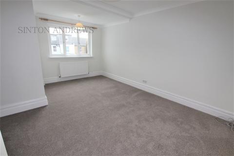 2 bedroom flat to rent, Leighton Road, Ealing, W13