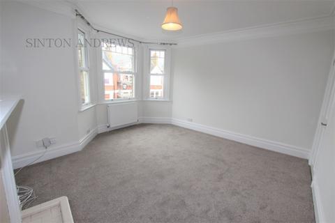 2 bedroom flat to rent, Leighton Road, Ealing, W13
