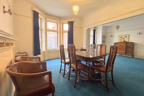 4 bedroom apartment for sale, Torrington Place, Bloomsbury, London WC1E