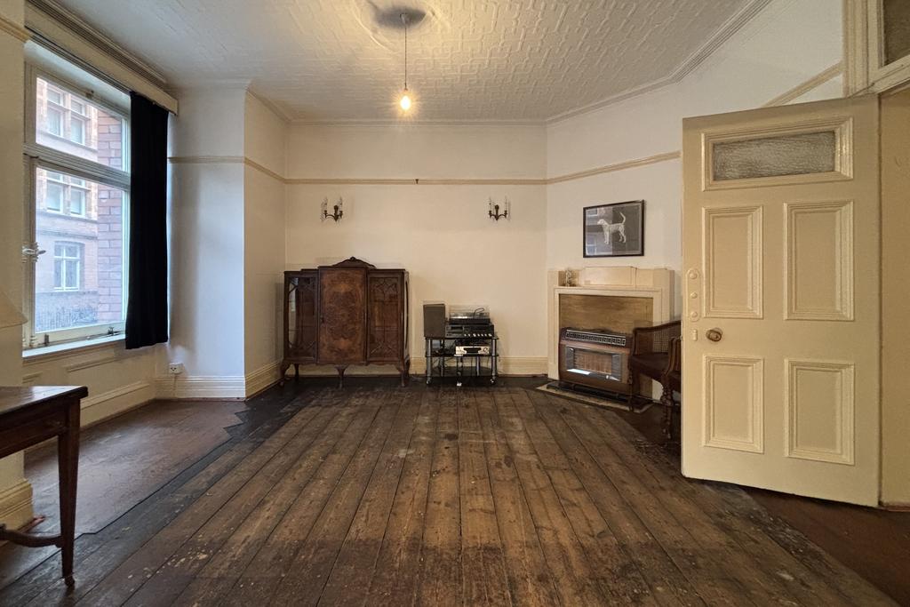 Living/Dining Room