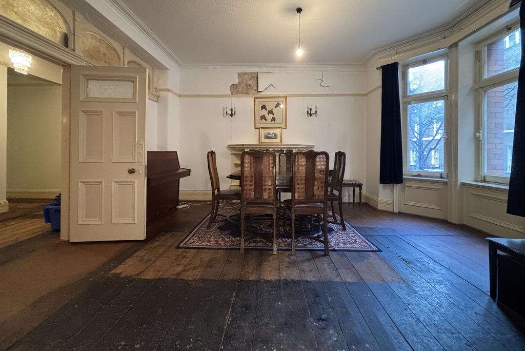 Living/Dining Room