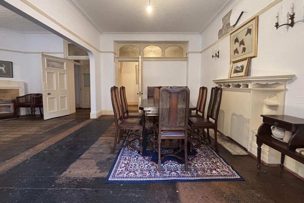 Living/Dining Room
