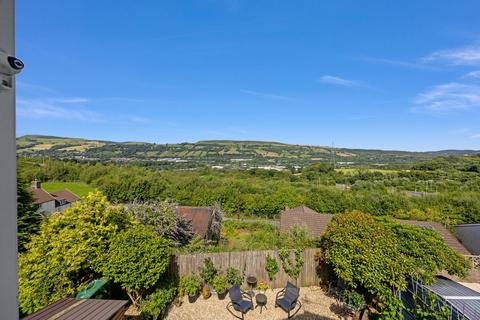 29 Cheriton Grove, Tonteg, Pontypridd, CF38 1PF