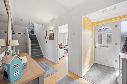 29 Cheriton Grove, Tonteg, Pontypridd, CF38 1PF
