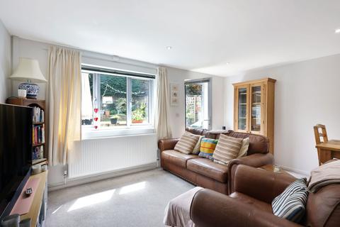 undefined, Churchill Drive, Cheltenham GL52