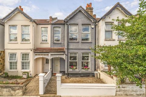 28 Fernthorpe Road, London, SW16 6DR