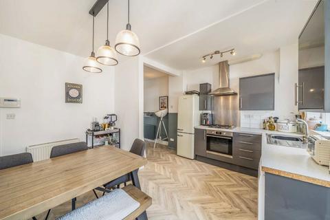 28 Fernthorpe Road, London, SW16 6DR