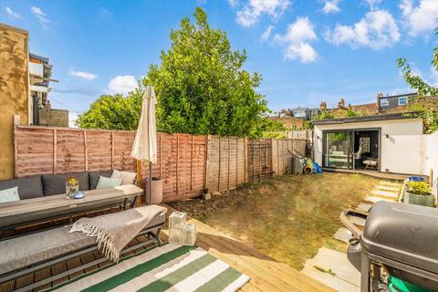 28 Fernthorpe Road, London, SW16 6DR