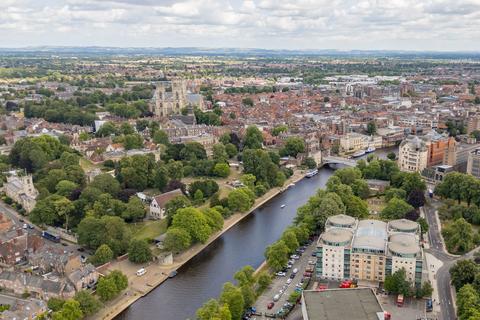 2 bedroom apartment for sale, Leeman Road, York YO26