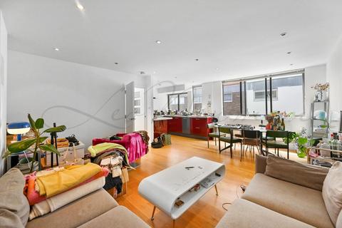 undefined, Fitzroy Mews, Fitzrovia, W1T
