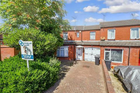 undefined, Ampers End, Basildon, Essex