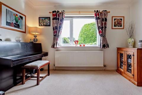 4 bedroom detached house for sale, Fouracre Close, Ashton Keynes, Swindon, Wiltshire, SN6
