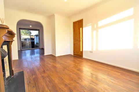 3 bedroom terraced house to rent, Readers Court, Chelmsford