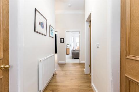 7/3 Polwarth Crescent, Edinburgh, EH11 1HP