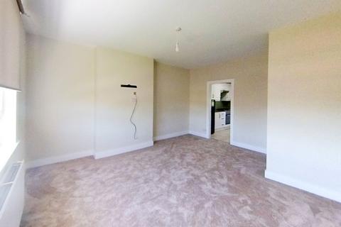 2 bedroom flat to rent, Old Gartloch Road, Gartcosh, Glasgow, G69