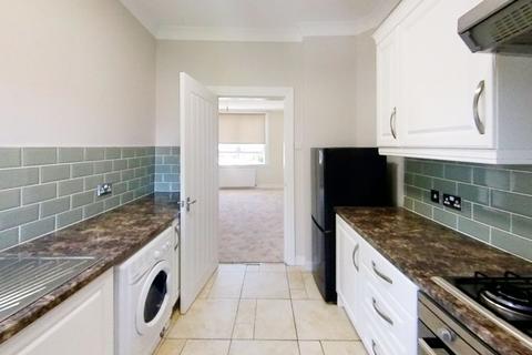2 bedroom flat to rent, Old Gartloch Road, Gartcosh, Glasgow, G69