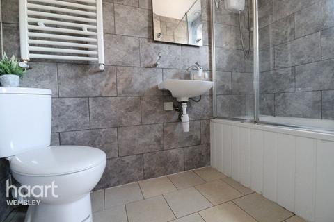 1 bedroom apartment to rent, Fernbank Road, London