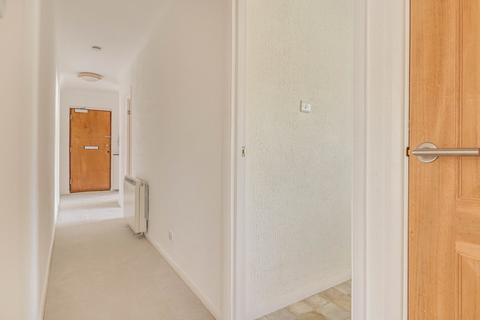 2 bedroom apartment for sale, Shorefield Road, Westcliff-on-Sea SS0