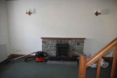 2 bedroom end of terrace house to rent, Cysgod Y Nant, Cwmpengraig