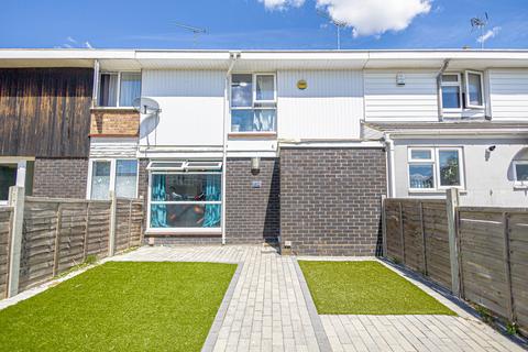 134 Woolmer Green, Basildon, SS15 5LR