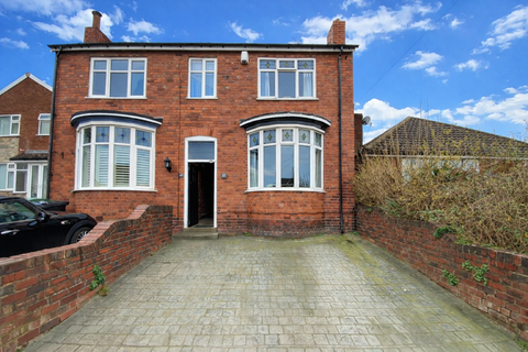 Cobham Road, Halesowen B63