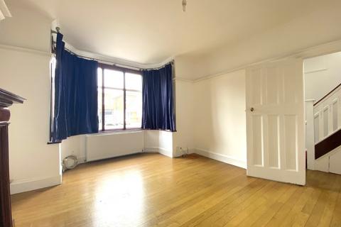 5 bedroom semi-detached house for sale, Cambridge Road, Harrow HA2
