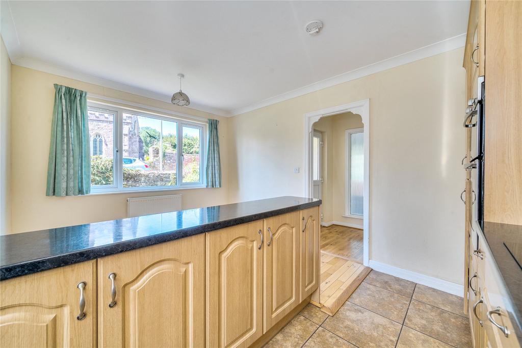 Kitchen/Dining