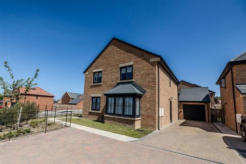 Hodgson Close, Newcastle Upon Tyne NE5