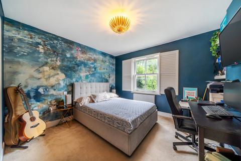 3 bedroom flat for sale, Norroy Road, Putney, London, SW15