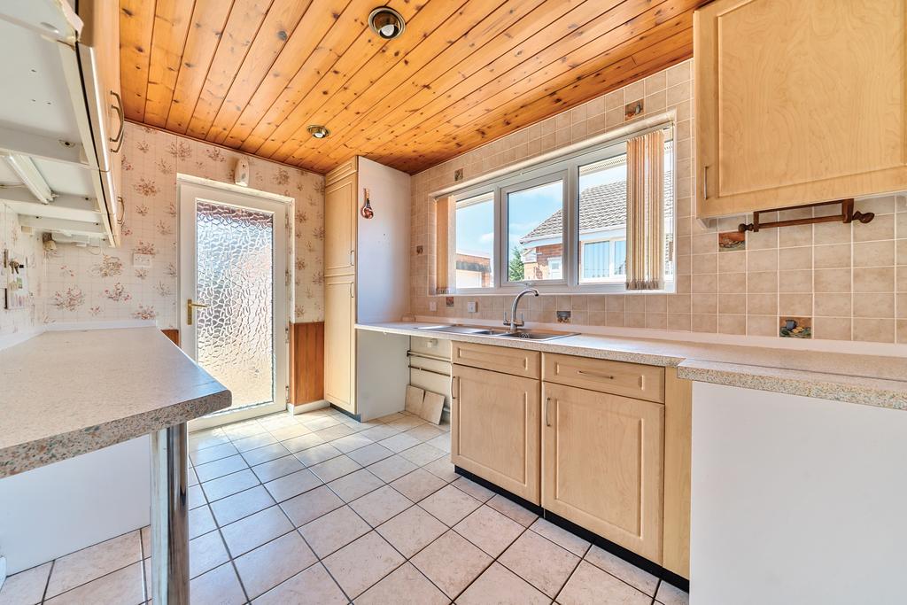 Kitchen / Breakfast Room
