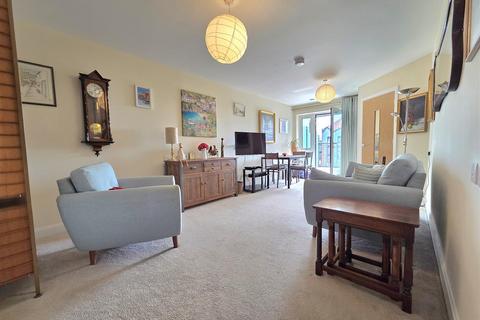 2 bedroom retirement property for sale, St. Ann Way, Gloucester