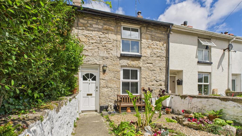 2 Bedroom Mid Terraced House for Sale