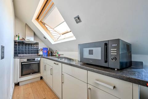 1 bedroom flat for sale, Dene Road, Guildford, Surrey, GU1