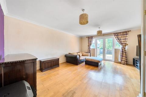 3 bedroom end of terrace house for sale, Stagshaw Close, Maidstone