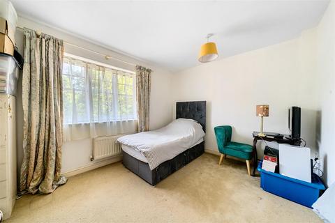 3 bedroom end of terrace house for sale, Stagshaw Close, Maidstone