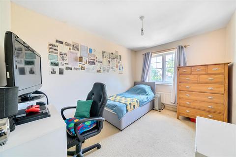 3 bedroom end of terrace house for sale, Stagshaw Close, Maidstone