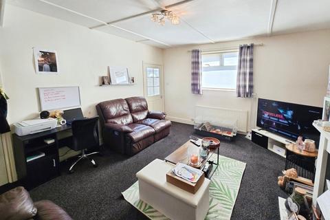 3 bedroom end of terrace house for sale, Tindale Street, Durham DH8