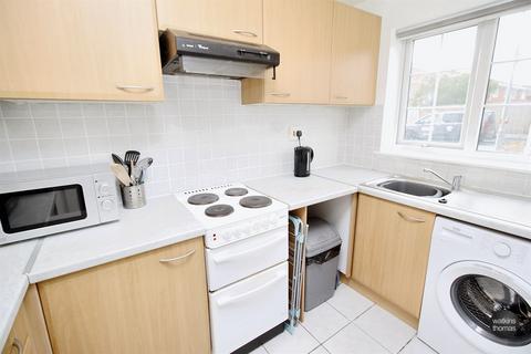 2 bedroom house for sale, Sandown Drive, Hereford, HR4