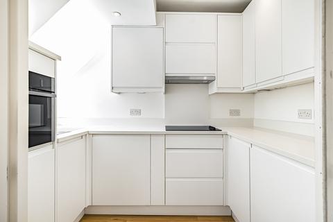 1 bedroom flat for sale, Barnside Court, Welwyn Garden City, AL8