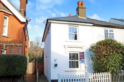 HIGHLANDS ROAD, SOUTH LEATHERHEAD, KT22