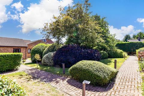 2 bedroom terraced bungalow for sale, Russet Court, Maidstone ME17