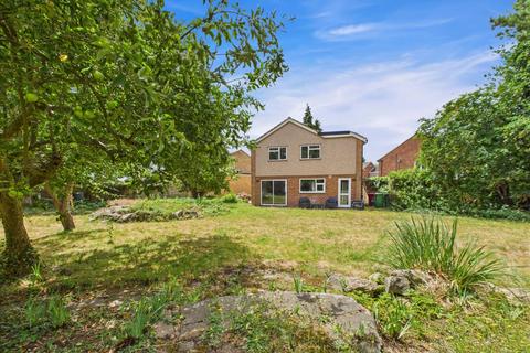 4 bedroom detached house for sale, Radcot Avenue, Langley, Berkshire, SL3