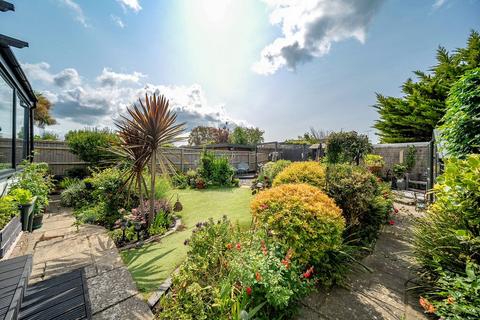 29 Brook Barn Way, Goring By Sea, Worthing, BN12 4DN
