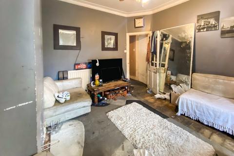 1 bedroom maisonette for sale, Blegborough Road, London, SW16