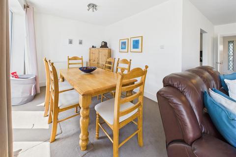 undefined, Taunton Lane, Coulsdon CR5