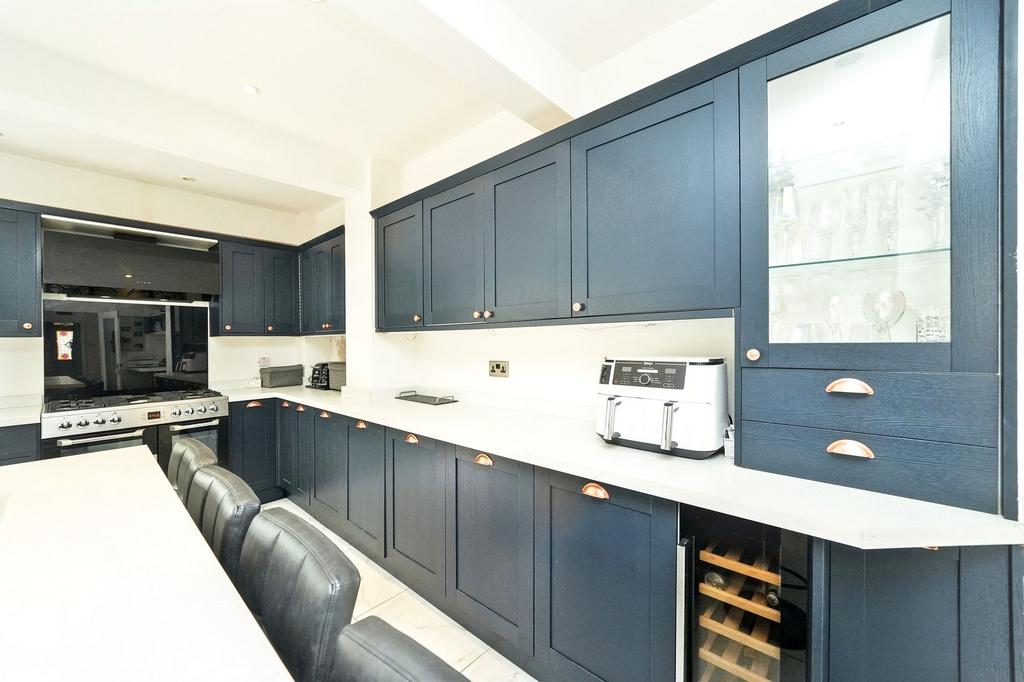 Breakfast Kitchen