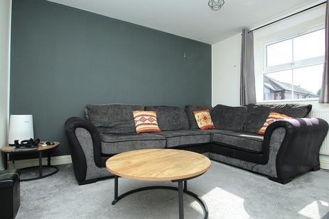 1 bedroom flat for sale, Sea View Road, Parkstone, Poole, BH12